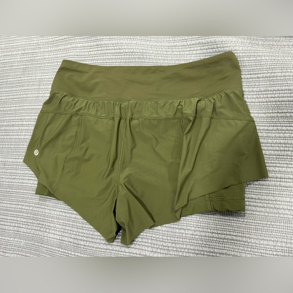 Lululemon Squad Goals Short (3.5") Dark Olive - Picture 6 of 9